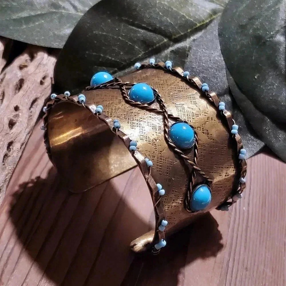 Antique Bronze Etched Twisted Wire Turquoise Blue Glass Cabochons Cuff Bracelet - Picture 2 of 5